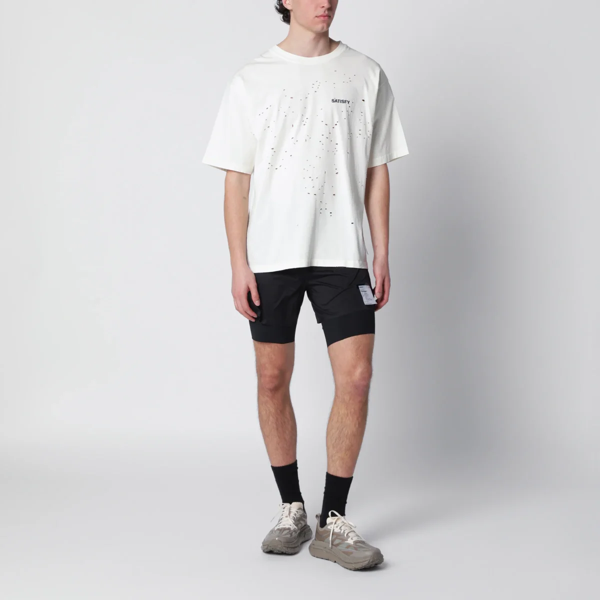 T‑Shirt MothTech Aged Ecru con fori – Image 3