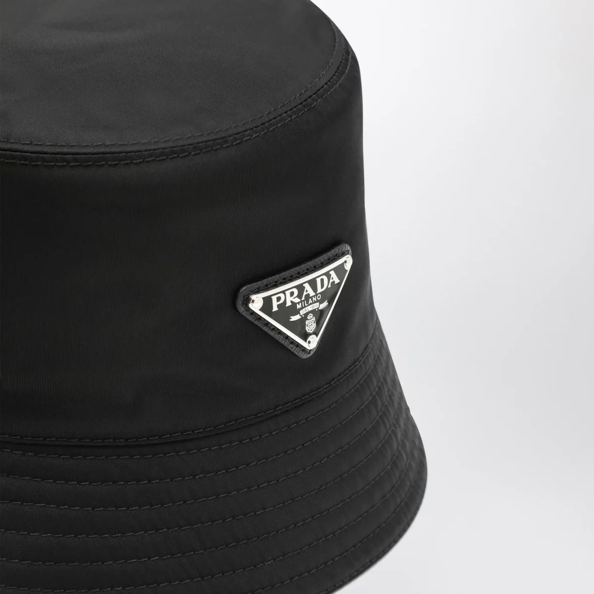 Cappello da pescatore nero in Re-Nylon – Image 5