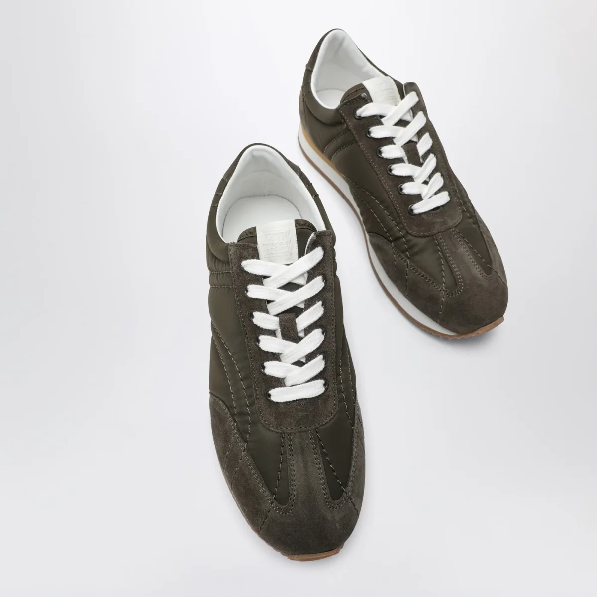 Sneaker verde oliva in suede e tessuto – Image 6