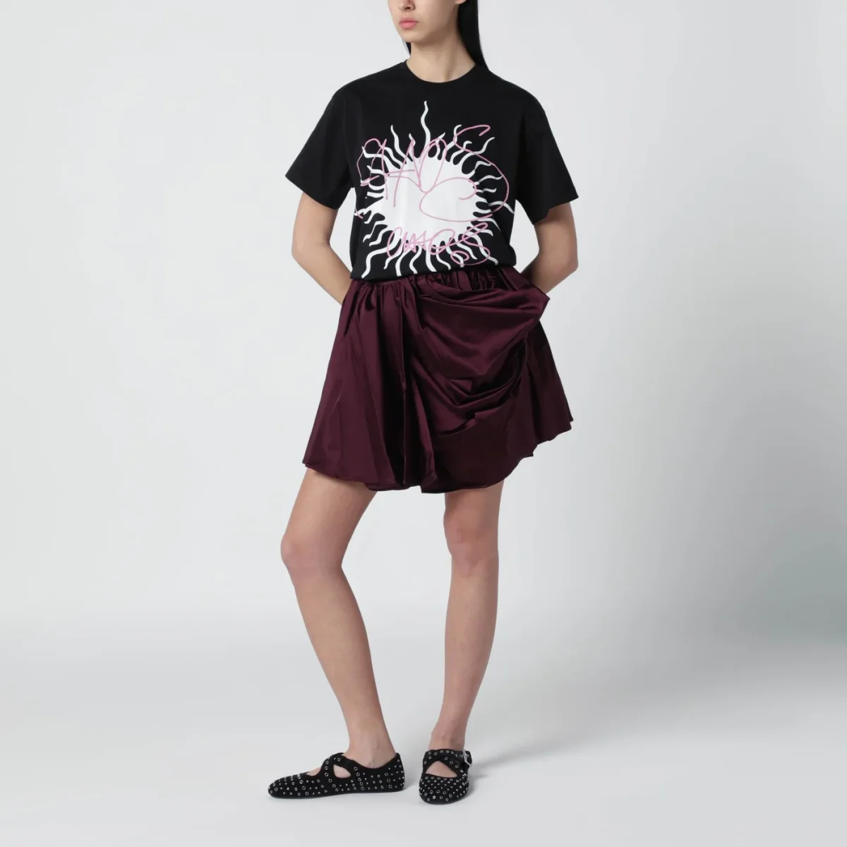 T-shirt nera con stampa logo – Image 3