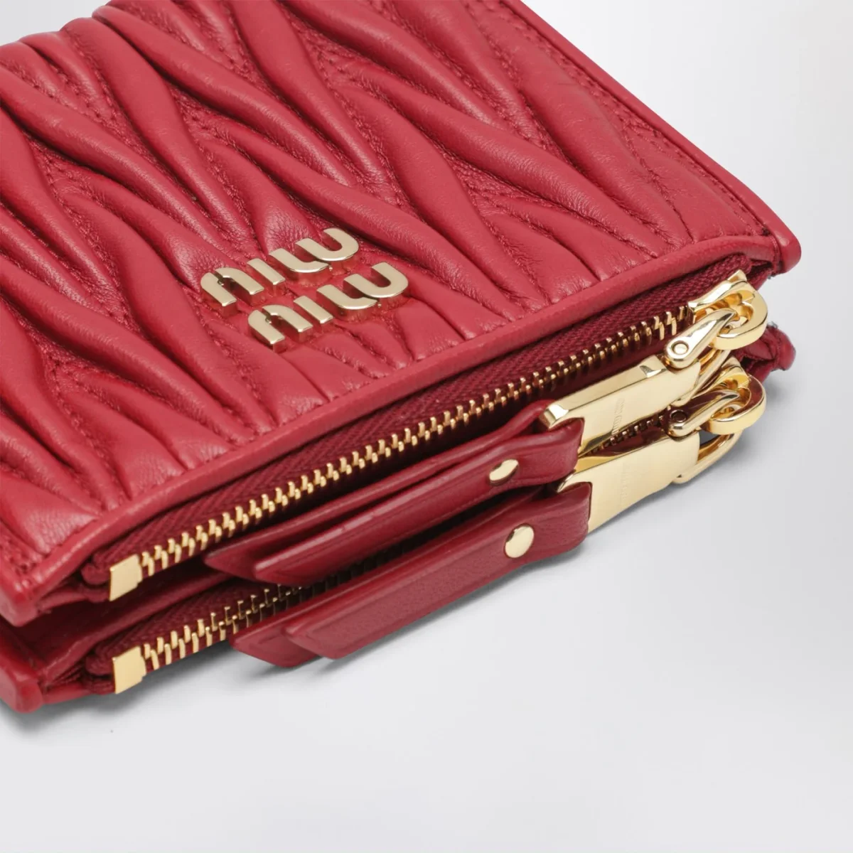 Portafoglio piccolo rosso in nappa matelassé - Image 5