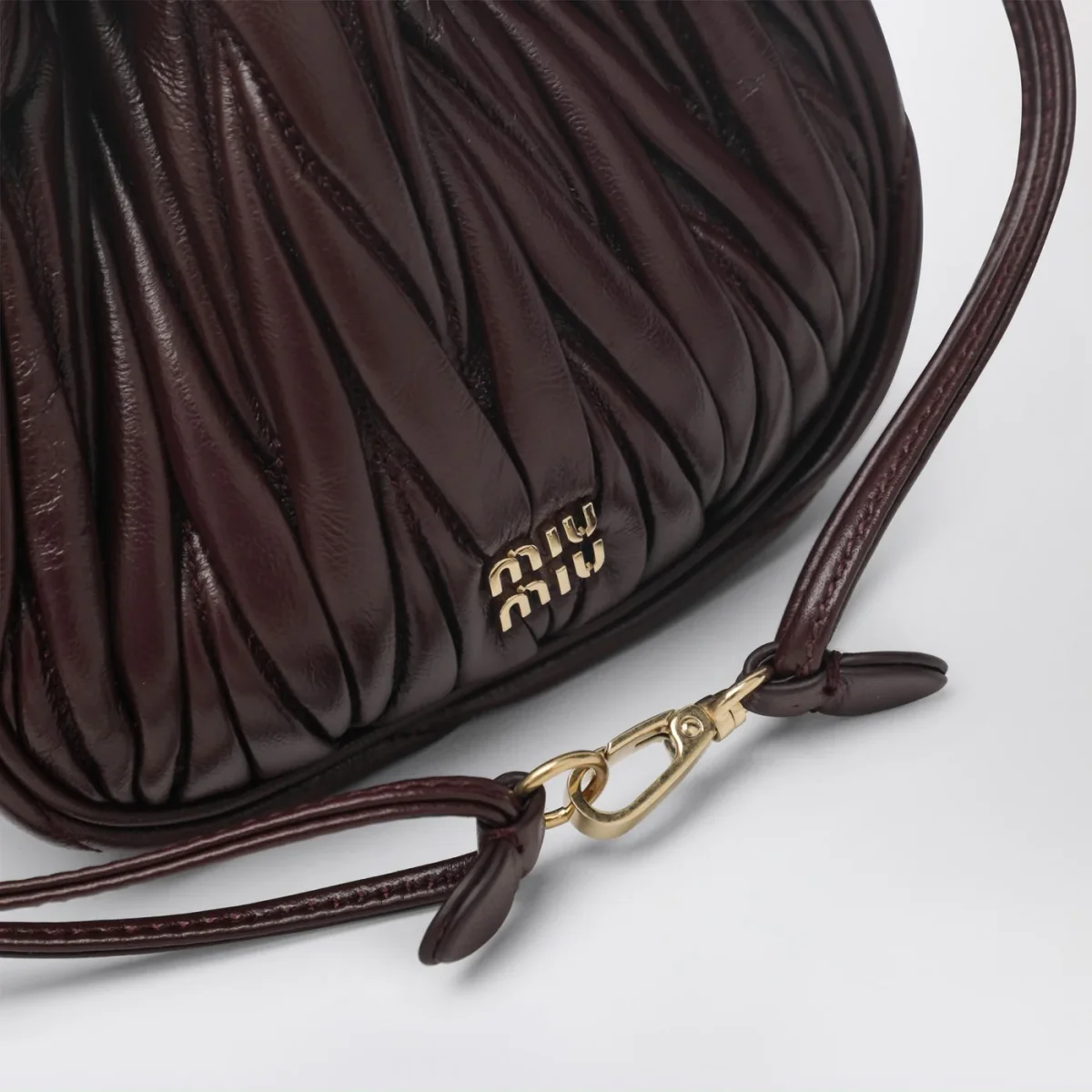 Pouch bordeaux in nappa matelassé - Image 7