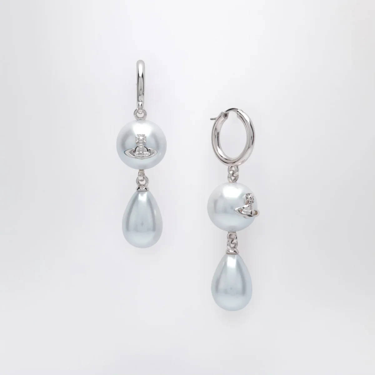 Orecchini Martha con perla con logo Orb – Image 2