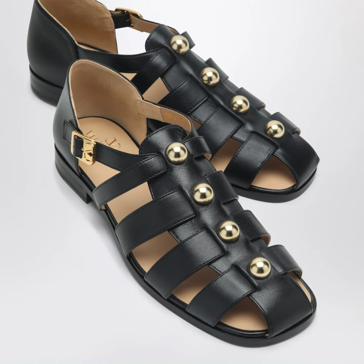 Sandalo Fisherman in pelle nero con borchie - Image 6