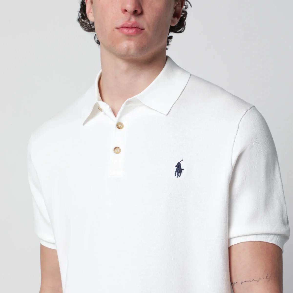 Maglia in cotone con colletto polo bianca - Image 5