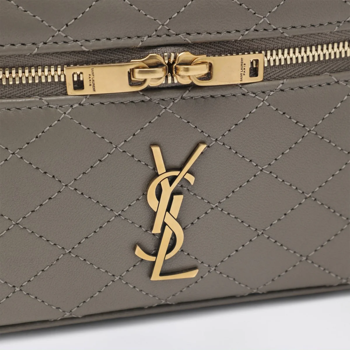 Gaby Vanity Bag color taupe – Image 7