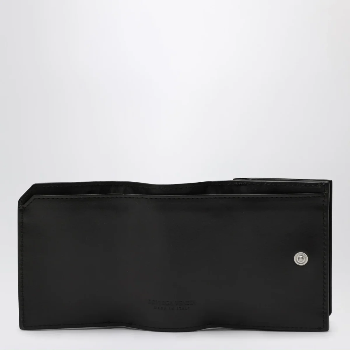 Portafoglio trifold fondente in Intrecciato - Image 3