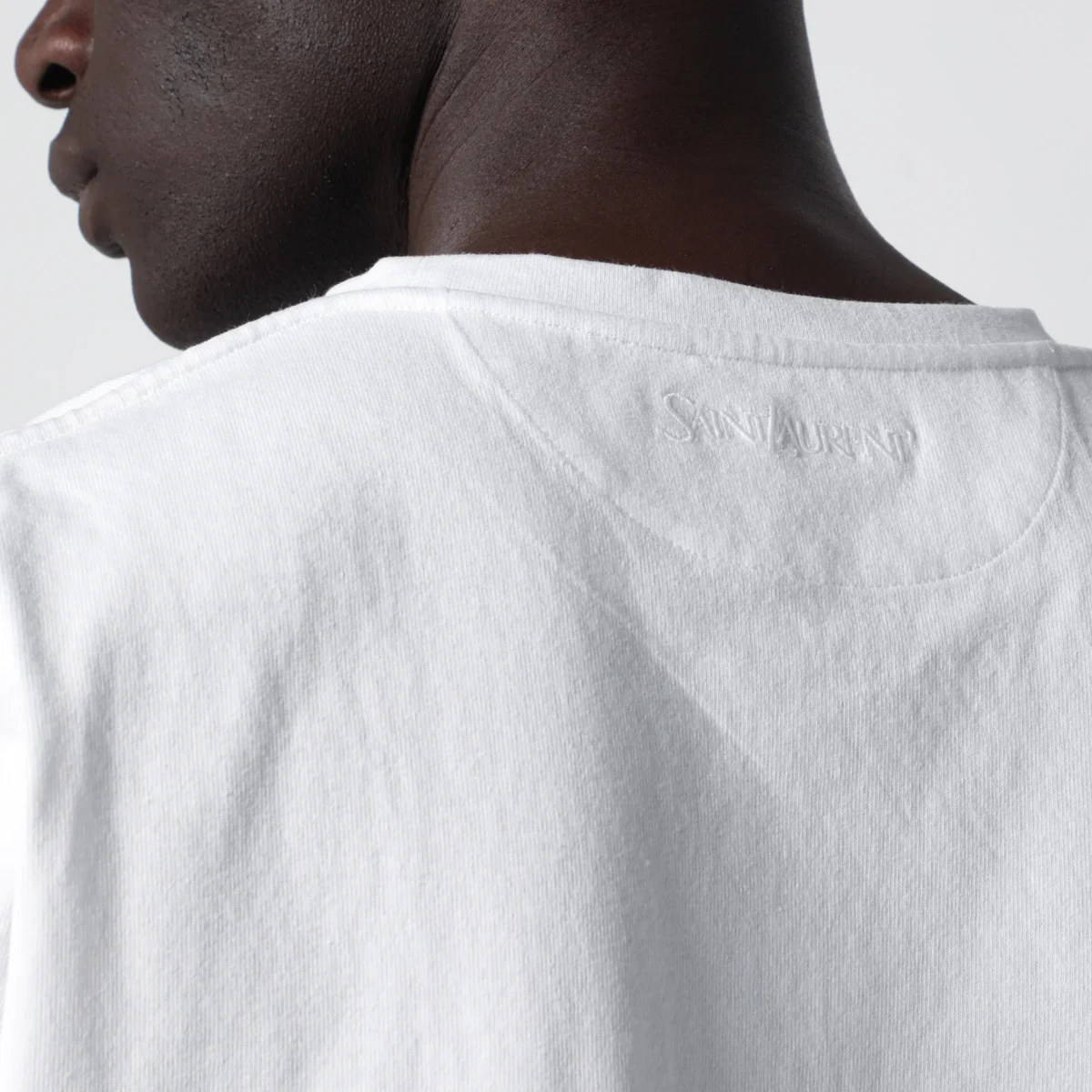 T-shirt oversize bianca in cotone con logo Cassandre – Image 5