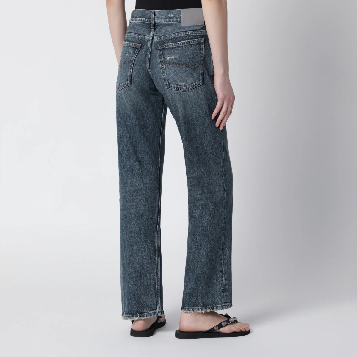 Jeans blu vintage con effetto consumato – Image 5
