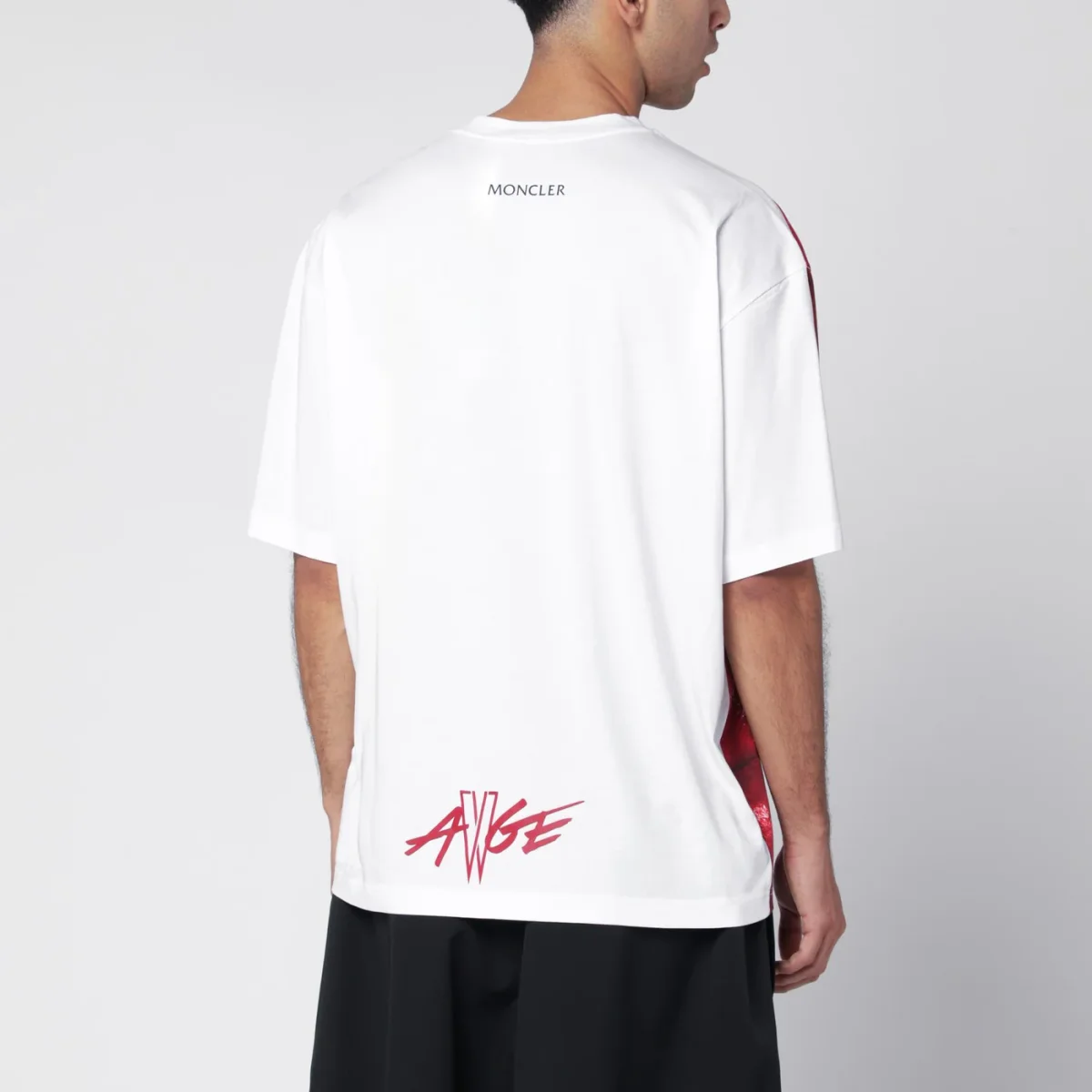 T-shirt rossa in cotone con stampa digitale - Image 4