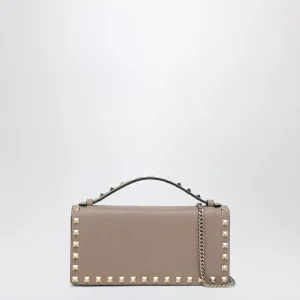 Portafoglio con catena Rockstud rosa cipria