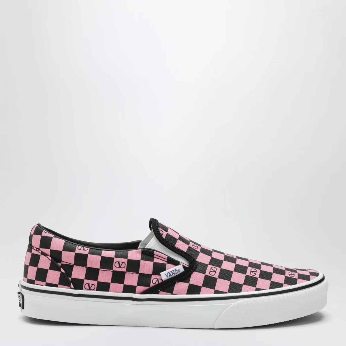 Sneaker Slip-On rosa orchidea/nera con stampa VLogo Checkerboard – Image 2