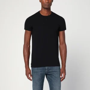 T-shirt nera con ricamo logo