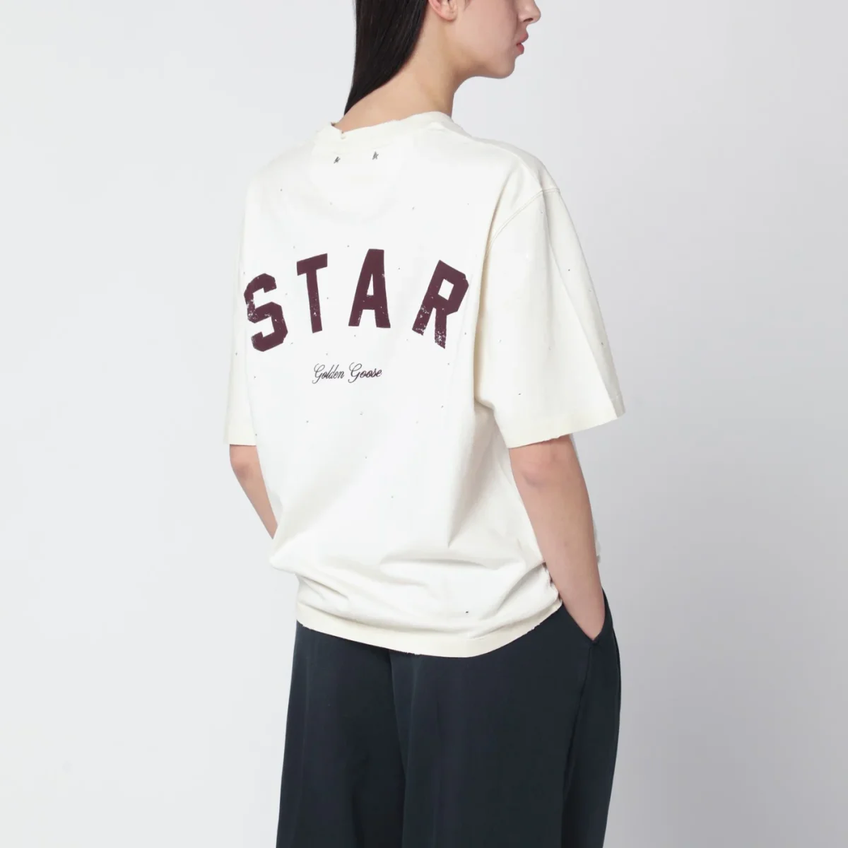 T-shirt Star bianca vintage in cotone – Image 4