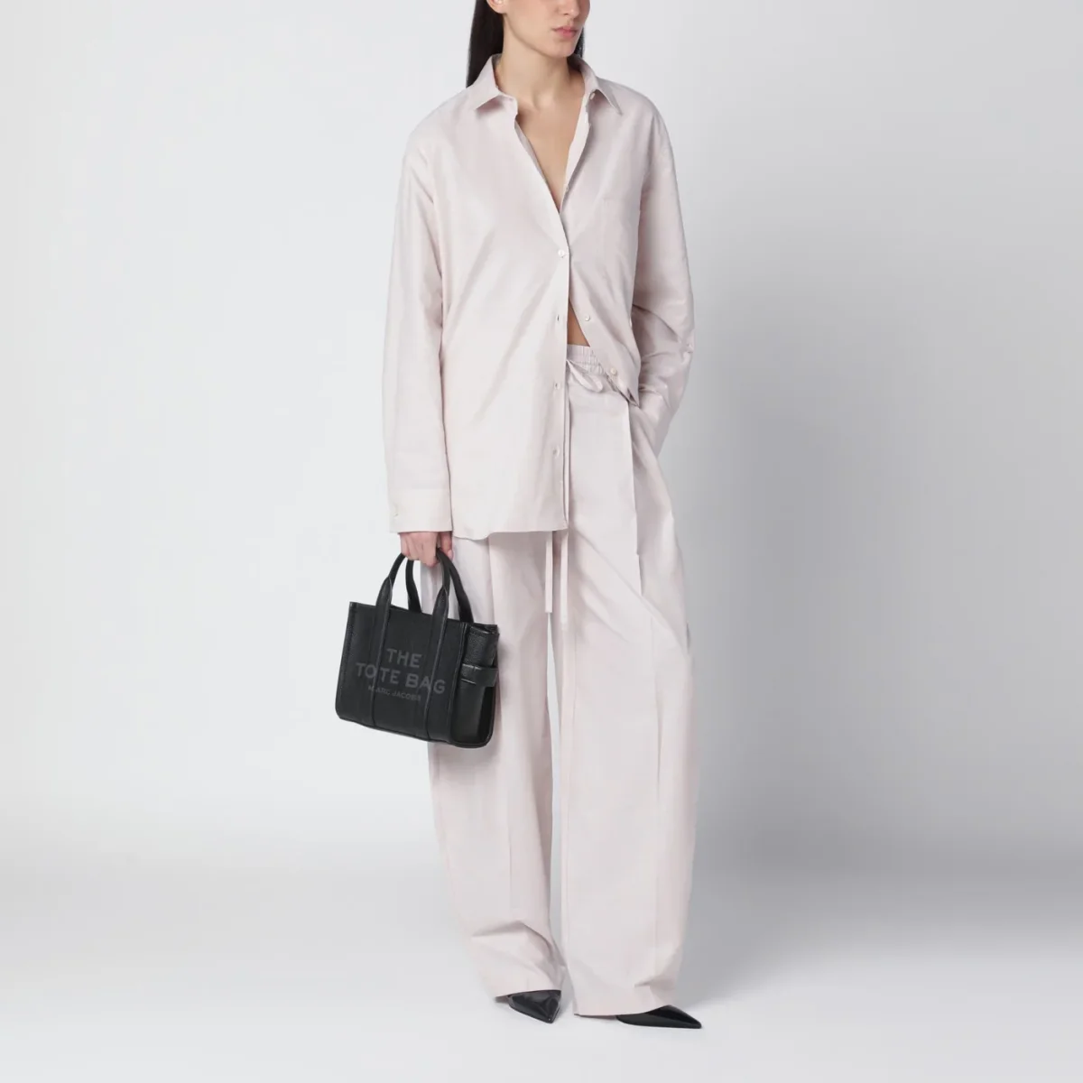 The Small Tote Bag nera in pelle – Image 3