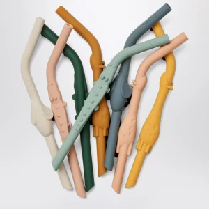 Confezione da otto cannucce colorate in silicone