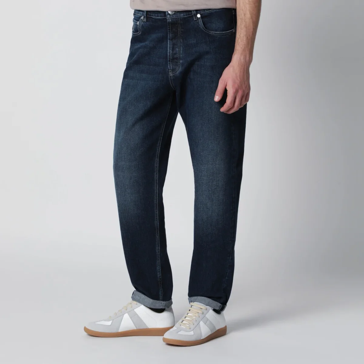 Jeans blu effetto slavato con risvolto – Image 4