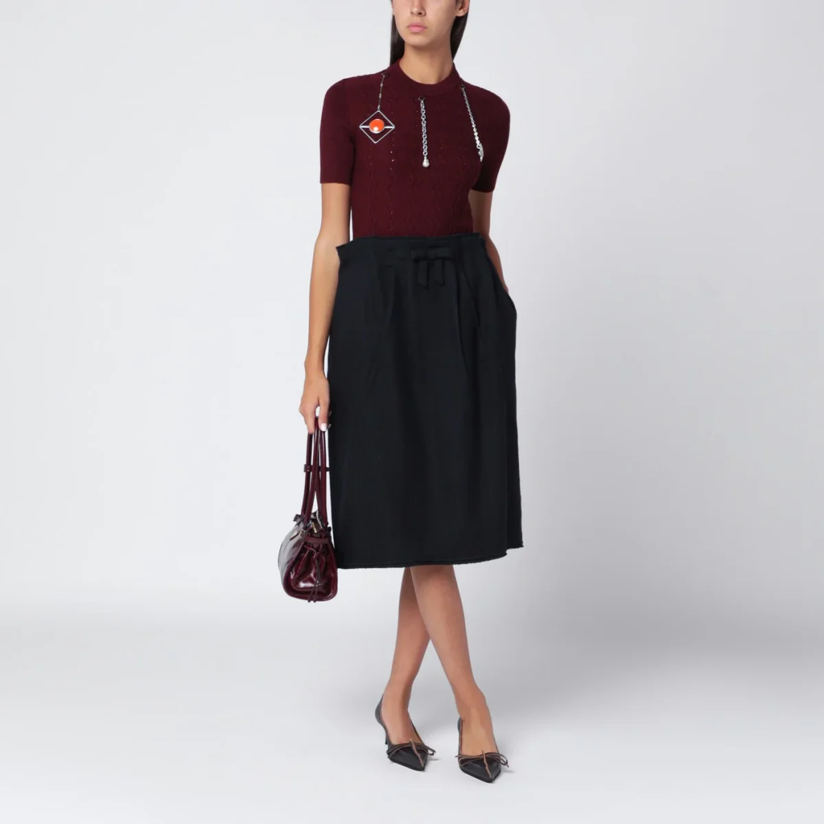 Maglia bordeaux in lana con charms - Image 3