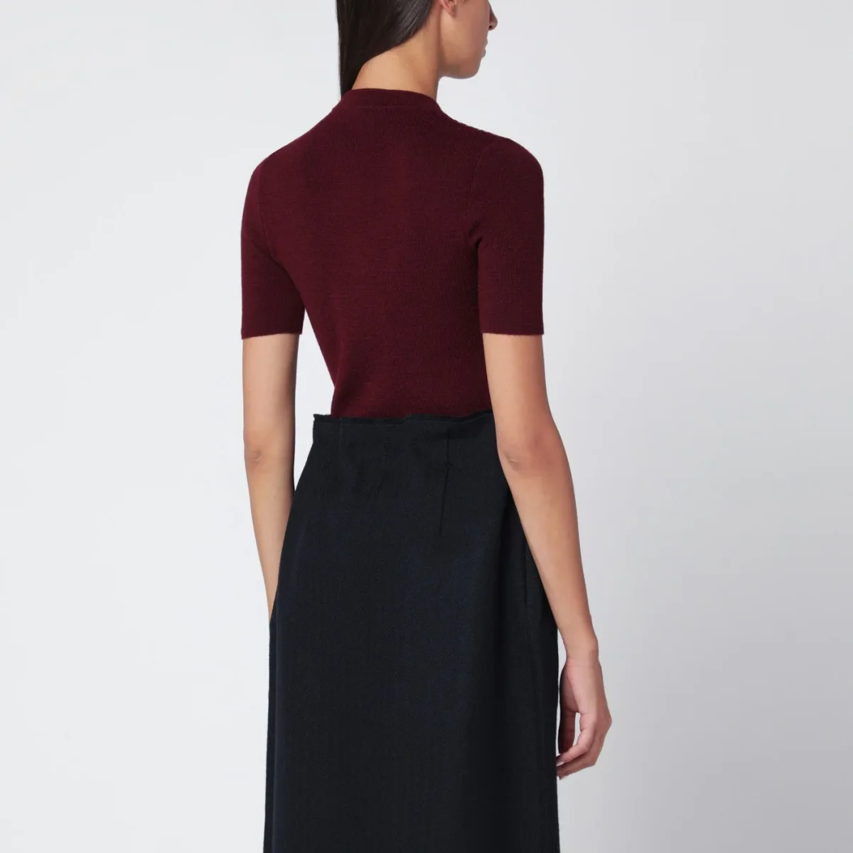 Maglia bordeaux in lana con charms - Image 4