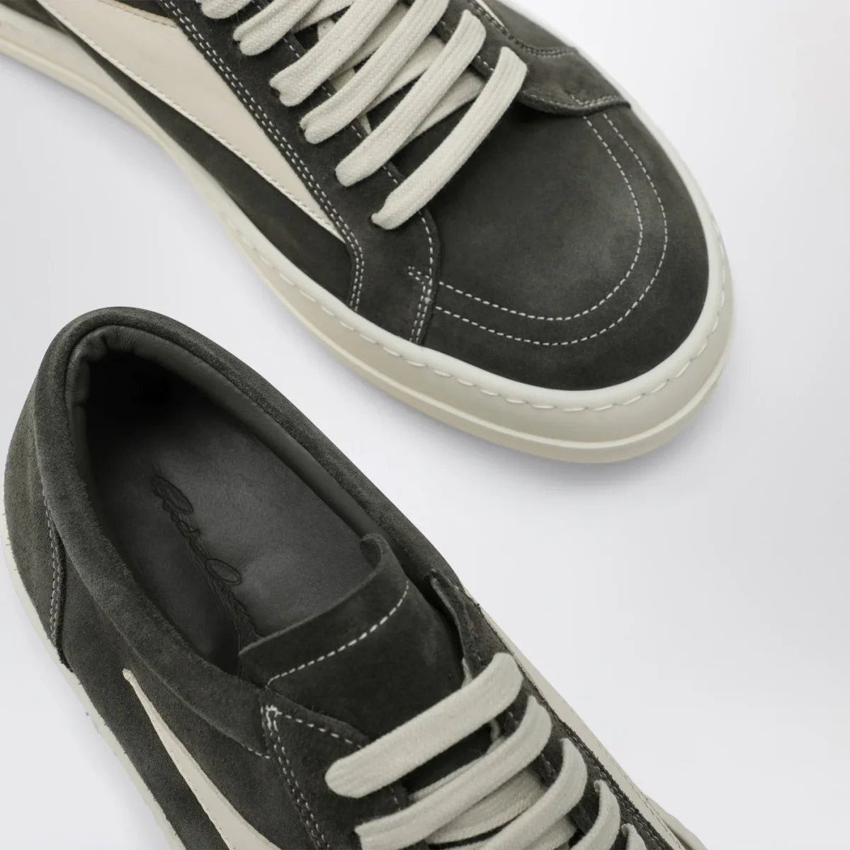 Sneaker Vintage euca/bianco latte in suede – Image 6