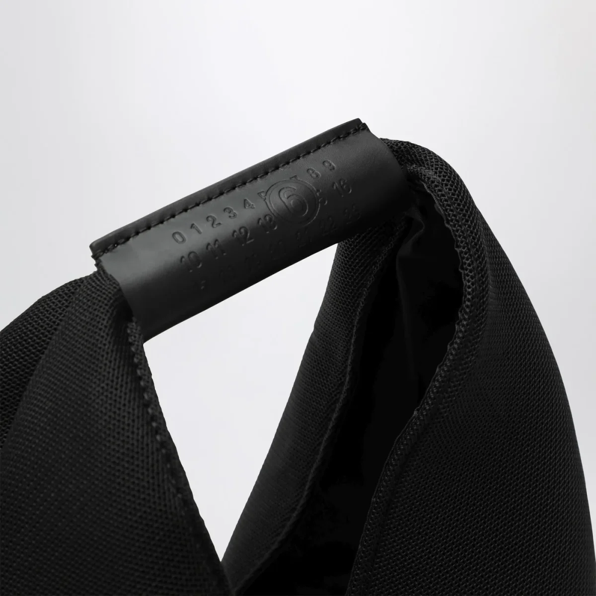 Japanese bag piccola nera in mesh – Image 7