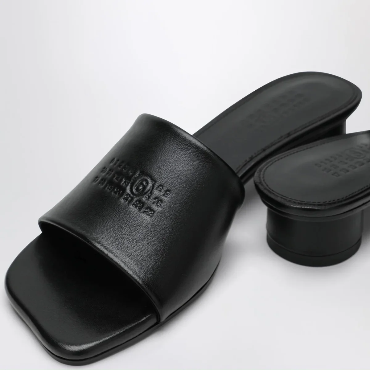 Sandali Anatomic neri con tacco basso – Image 6