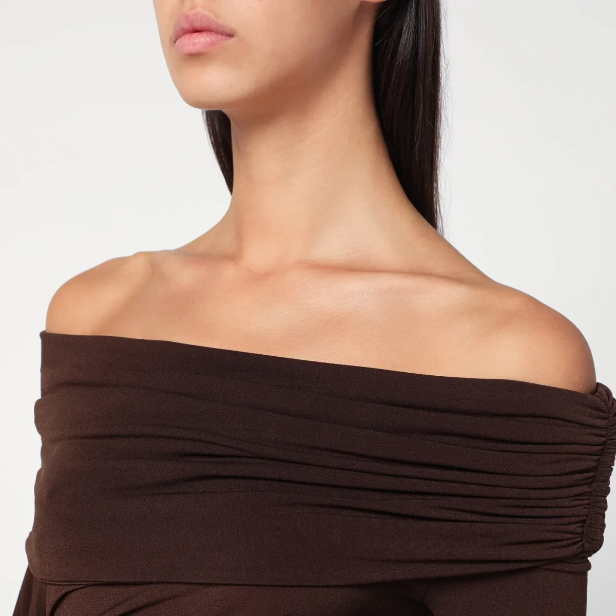 Top con spalle scoperte in jersey marrone – Image 5