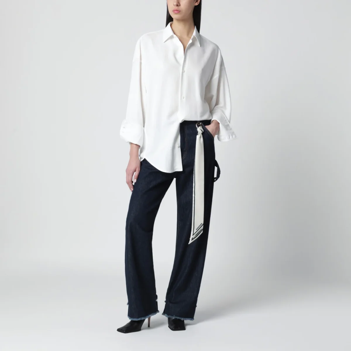 Jeans carpenter Lisa con catena – Image 3